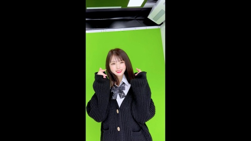 FC2-PPV-4612076 [Ending soon] Reiwa's "18-year-old top influencer" - a one-time private photoshoot with bare face. "No sharing allowed" 4K ultra-high quality photoshoot, with the highest appearance fee ever. *Prices will be increa